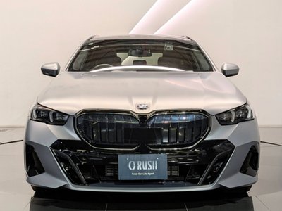 2024 BMW 5 SERIES TOURING 照片 9