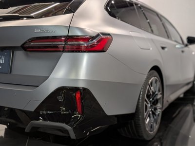 2024 BMW 5 SERIES TOURING 照片 11