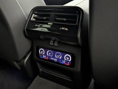 2024 BMW 5 SERIES TOURING 照片 31