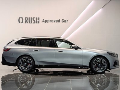 2024 BMW 5 SERIES TOURING 照片 3