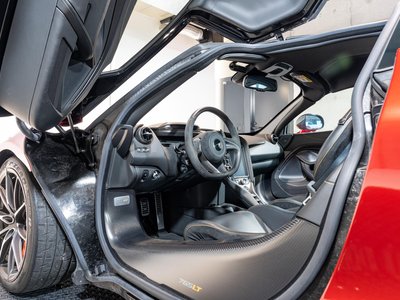 صورة مصغرة 15 لـ 2021 Mclaren 765LT
