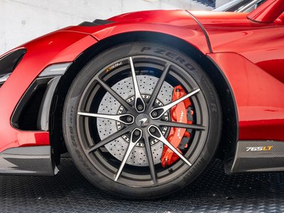 صورة مصغرة 11 لـ 2021 Mclaren 765LT