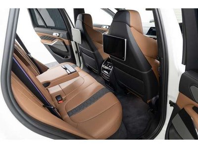 2021 BMW X5 M — миниатюра 42