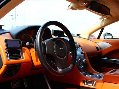 2015 Aston Martin RAPIDE — миниатюра 16