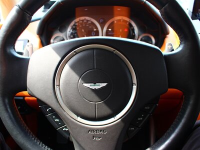 2015 Aston Martin RAPIDE — миниатюра 56