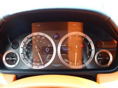 2015 Aston Martin RAPIDE — миниатюра 59