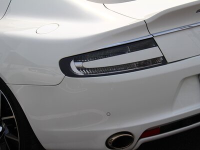 2015 Aston Martin RAPIDE — миниатюра 131