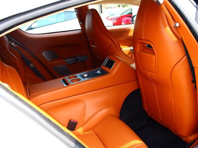 2015 Aston Martin RAPIDE — миниатюра 138