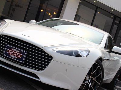 2015 Aston Martin RAPIDE — миниатюра 82