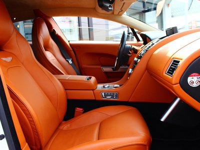 2015 Aston Martin RAPIDE — миниатюра 43