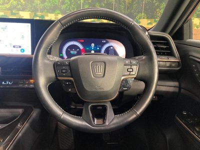 2023 Toyota CROWN SPORT photo 8