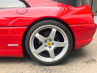 صورة 47 لـ 1997 Ferrari F355