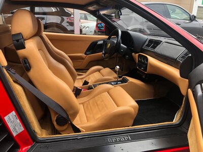 صورة 56 لـ 1997 Ferrari F355