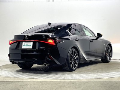 2023 Lexus IS — миниатюра 22