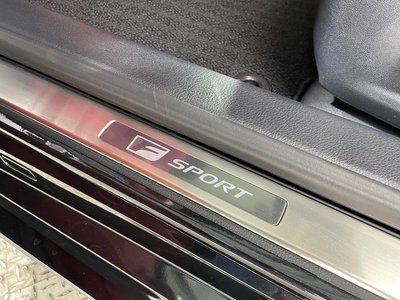 2023 Lexus IS — миниатюра 55