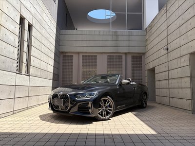 2023 BMW 4 SERIES CABRIOLET photo 2