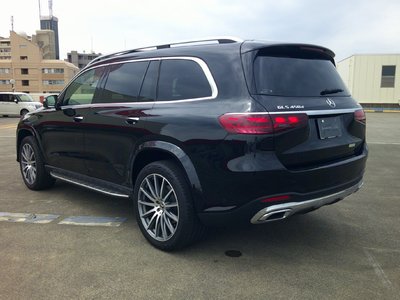2025 Mercedes-BENZ GLS photo 4