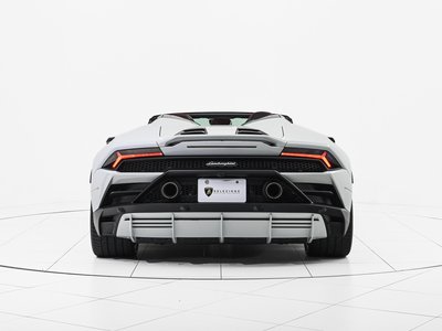 صورة مصغرة 8 لـ 2020 Lamborghini HURACAN SPYDER