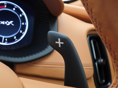 صورة مصغرة 107 لـ 2024 Aston Martin DBX