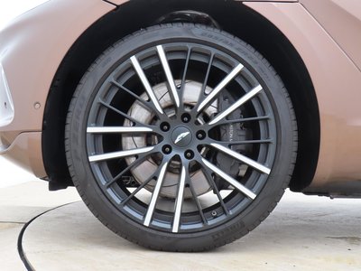 صورة مصغرة 18 لـ 2024 Aston Martin DBX