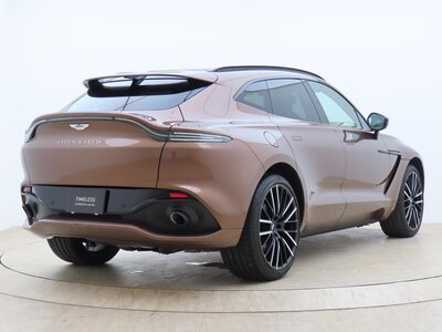 صورة مصغرة 8 لـ 2024 Aston Martin DBX