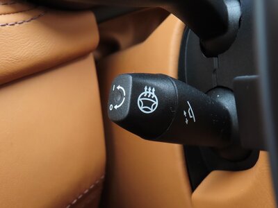 صورة مصغرة 112 لـ 2024 Aston Martin DBX