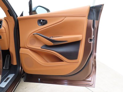 صورة مصغرة 72 لـ 2024 Aston Martin DBX
