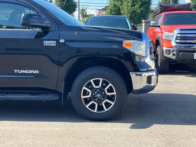 صورة 15 لـ 2015 Toyota TUNDRA