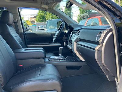 2015 Toyota TUNDRA thumbnail 40