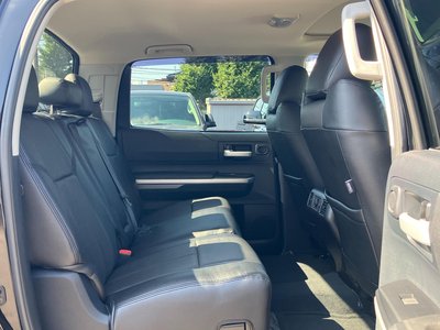 2015 Toyota TUNDRA thumbnail 46