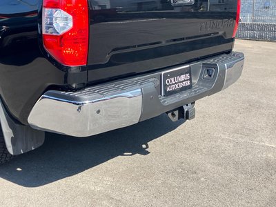 2015 Toyota TUNDRA thumbnail 19