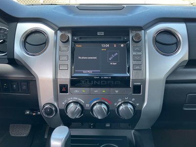 2015 Toyota TUNDRA thumbnail 37