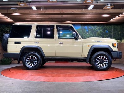 صورة 27 لـ 2025 Toyota LAND CRUISER 70