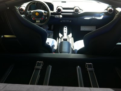 صورة 24 لـ 2018 Ferrari 812 SUPERFAST
