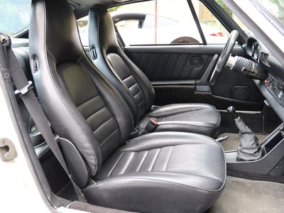 صورة مصغرة 29 لـ 1985 Porsche 911