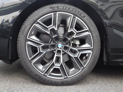 2025 BMW 5 SERIES TOURING 照片 9