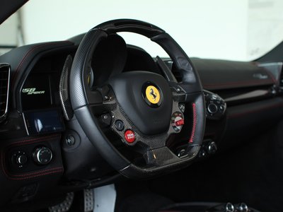 2013 Ferrari 458 SPIDER 照片 9