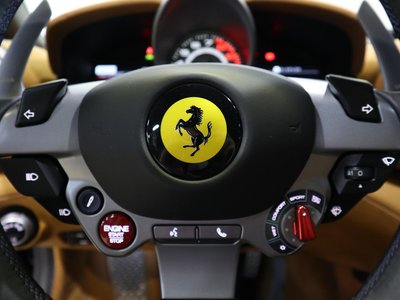 2017 Ferrari GTC4 LUSSO photo 21