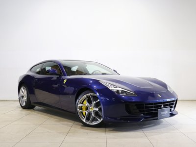 2017 Ferrari GTC4 LUSSO — фото 13