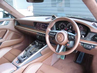 2026 Porsche 911 thumbnail 17