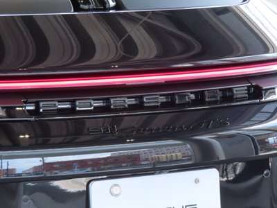 2026 Porsche 911 photo 10