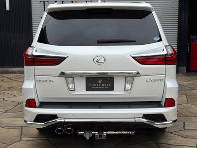 2015 Lexus LX photo 10