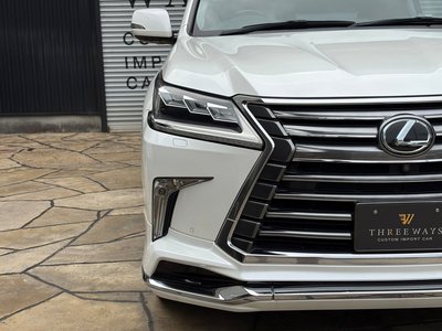 2015 Lexus LX photo 7