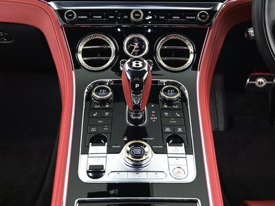2024 Bentley CONTINENTAL photo 15