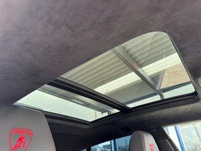 صورة 59 لـ 2018 Lamborghini URUS