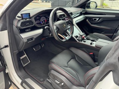 صورة 20 لـ 2018 Lamborghini URUS