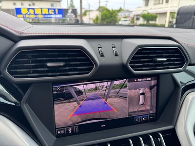 صورة 34 لـ 2018 Lamborghini URUS