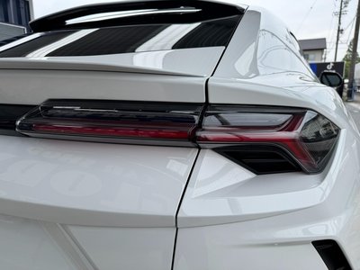 صورة 71 لـ 2018 Lamborghini URUS