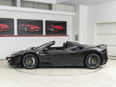 2022 Ferrari SF90 SPIDER 照片 28