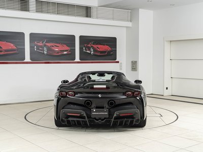 2022 Ferrari SF90 SPIDER 照片 34